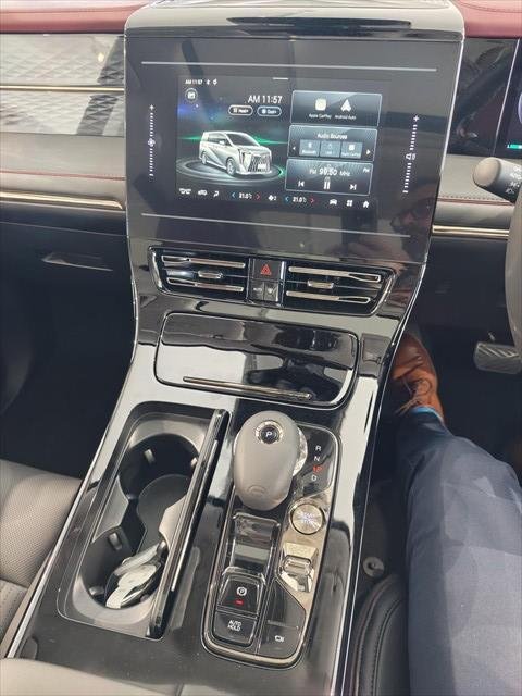 2025 GAC M8 PHEV Premium