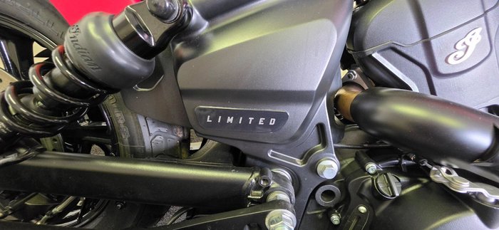 2025 Indian SCOUT BOBBER LIMITED Sunset Red