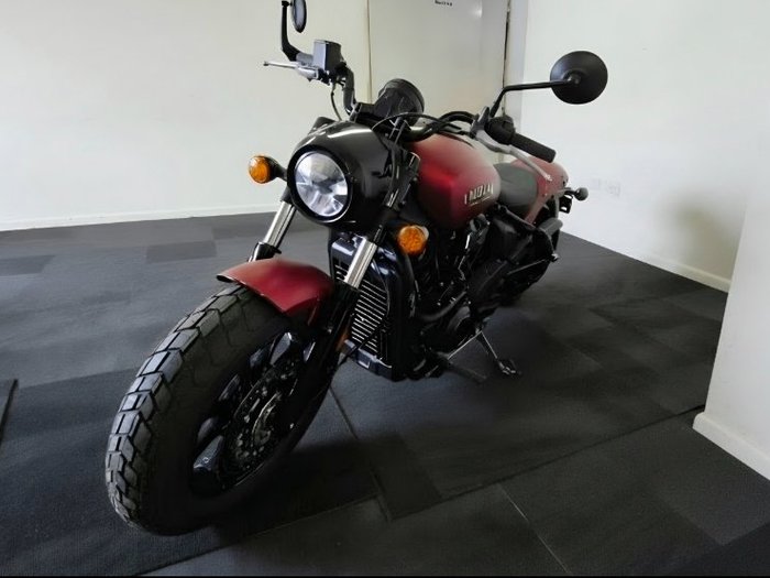 2025 Indian SCOUT BOBBER LIMITED Sunset Red