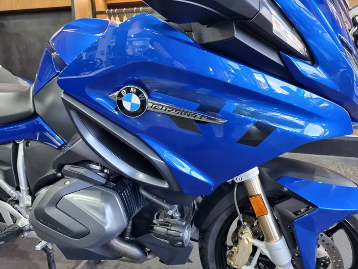 2023 BMW Motorrad R 1250 RT SPORT RACINGBLUE METALLIC