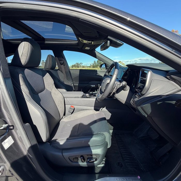 2025 Lexus RX 450h+ Sports Luxury