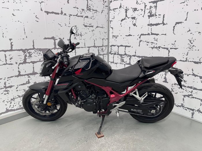 2023 Honda CB750 Hornet CB Black