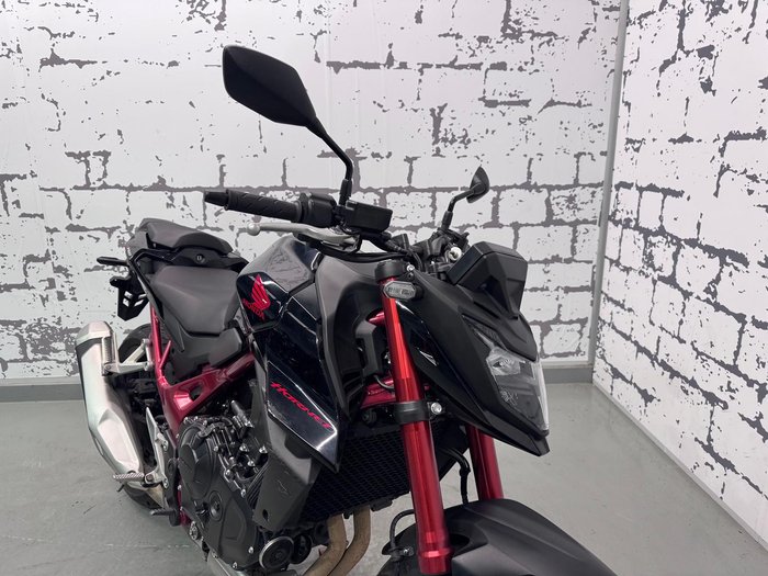 2023 Honda CB750 Hornet CB Black