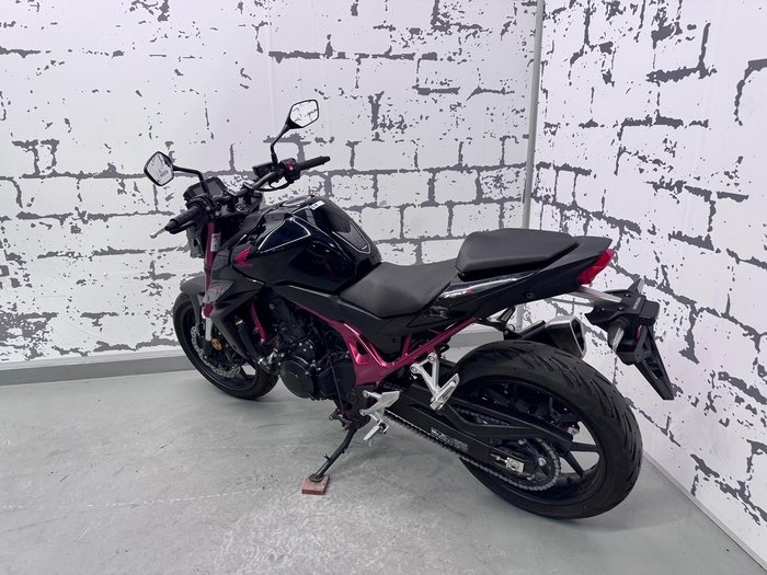 2023 Honda CB750 Hornet CB Black