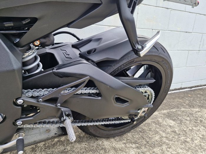 2023 Yamaha YZF-R1 Black