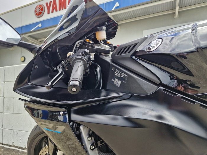 2023 Yamaha YZF-R1 Black