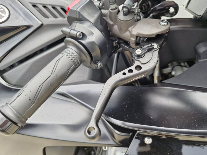 2023 Yamaha YZF-R1 Black