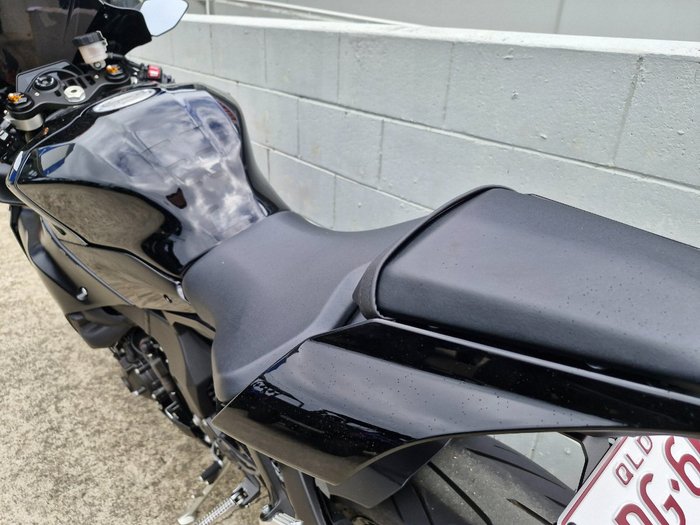 2023 Yamaha YZF-R1 Black