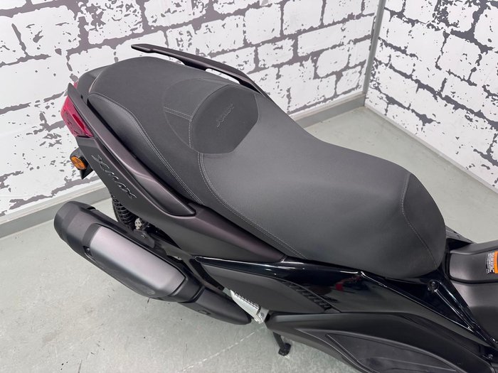 2025 Yamaha XMAX 300 V2 XMAX Grey