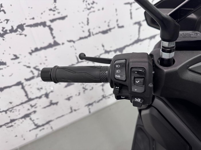 2025 Yamaha XMAX 300 V2 XMAX Grey