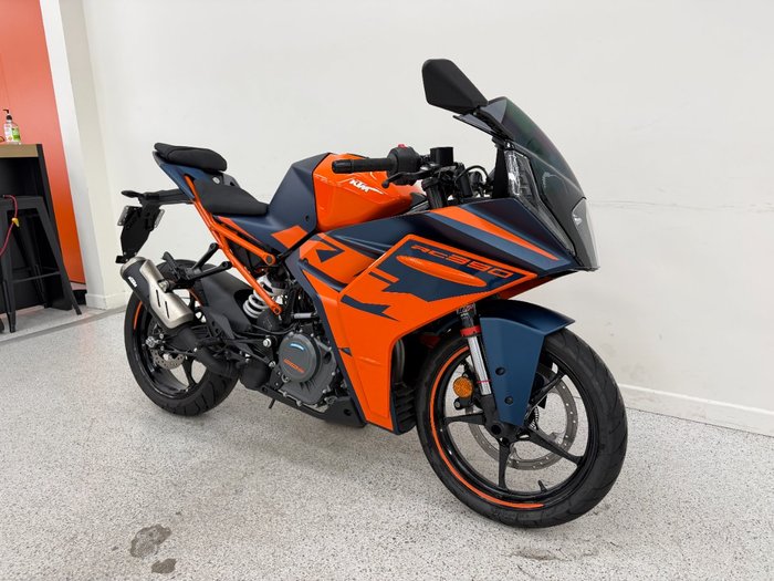 2023 Ktm RC 390 Blue