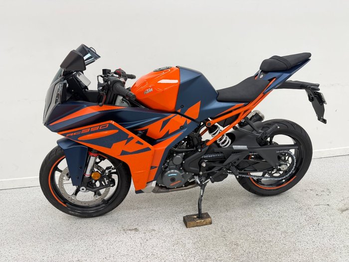 2023 Ktm RC 390 Blue
