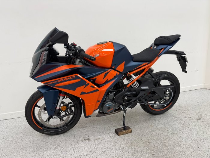 2023 Ktm RC 390 Blue