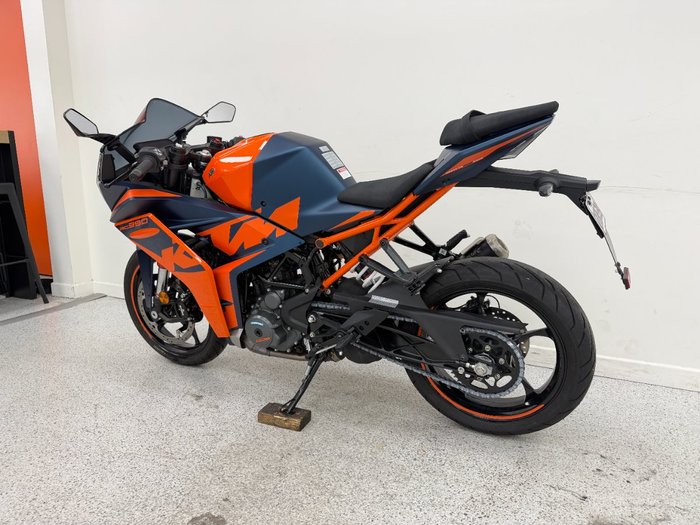 2023 Ktm RC 390 Blue