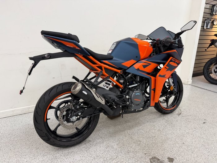 2023 Ktm RC 390 Blue