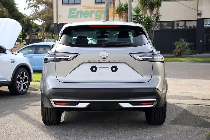 2025 Nissan QASHQAI ST-L