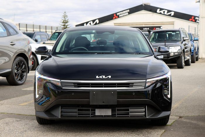 2025 Kia K4 S