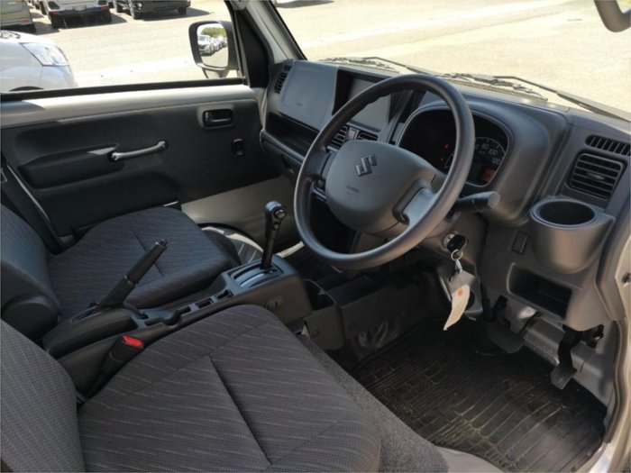 2025 Suzuki Carry