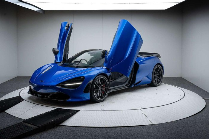 2022 McLaren 720S