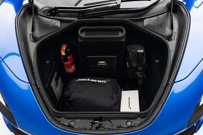 2022 McLaren 720S