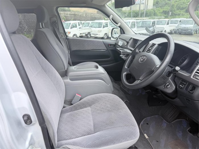 2007 Toyota Hiace