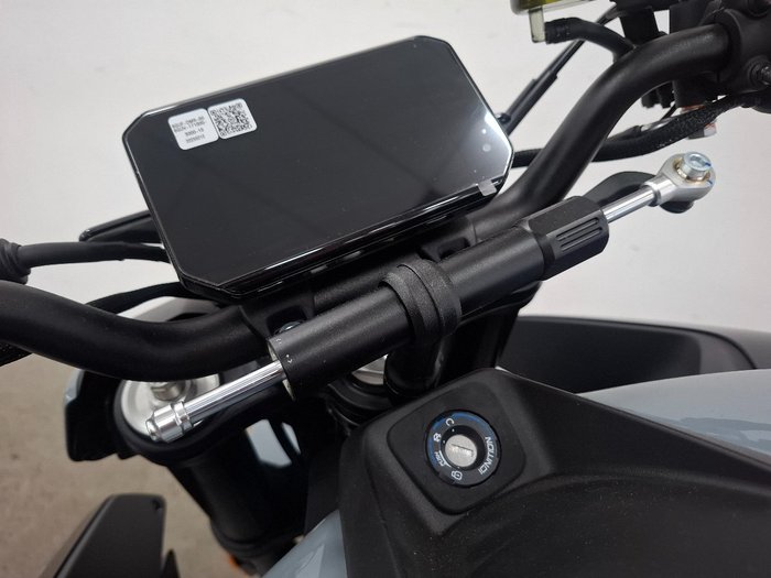 2025 CFMOTO 2025 CF Moto 650CC 675NK ABS Tundra Grey