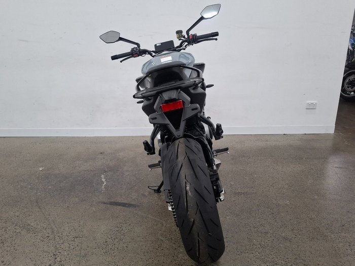 2025 CFMOTO 2025 CF Moto 650CC 675NK ABS Tundra Grey