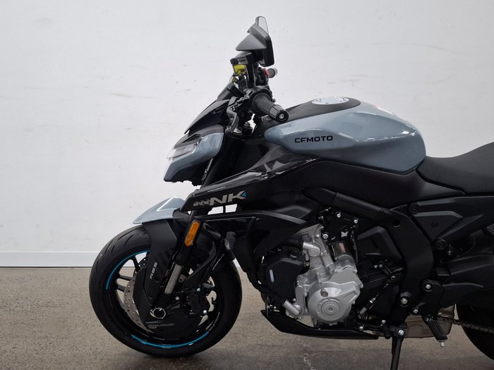 2025 CFMOTO 2025 CF Moto 650CC 675NK ABS Tundra Grey
