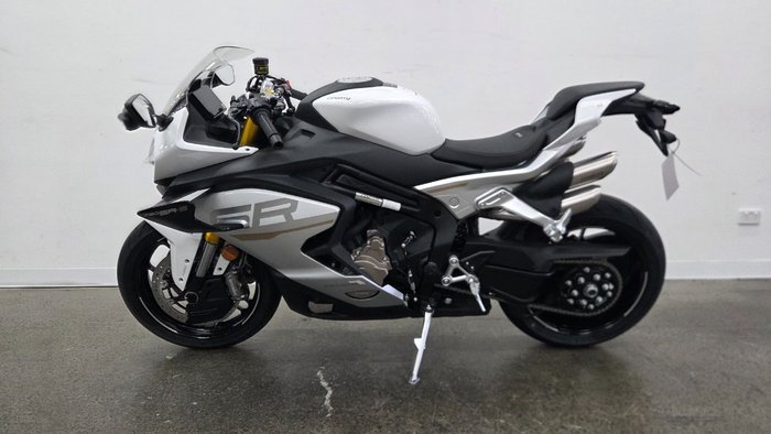 2026 CFMOTO 2026 Cf Moto 750cc 750SR-S