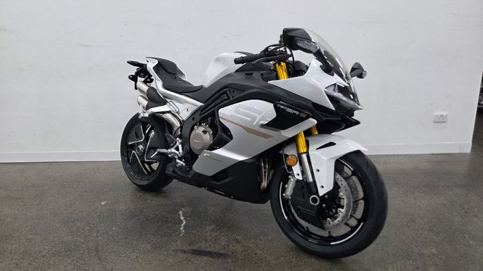 2026 CFMOTO 2026 Cf Moto 750cc 750SR-S
