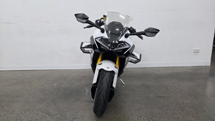 2026 CFMOTO 2026 Cf Moto 750cc 750SR-S