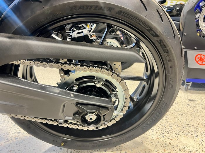 2025 Yamaha YZF-R7LA BLACK