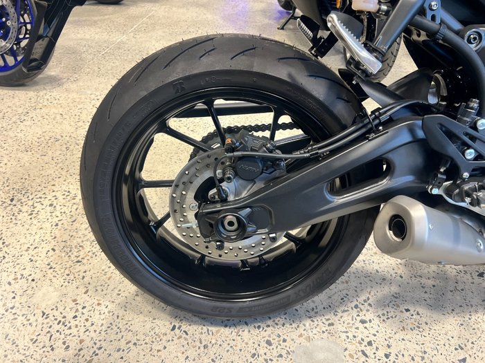 2025 Yamaha YZF-R7LA BLACK