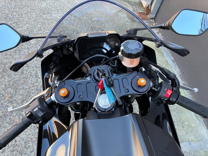 2025 Yamaha YZF-R7LA BLACK