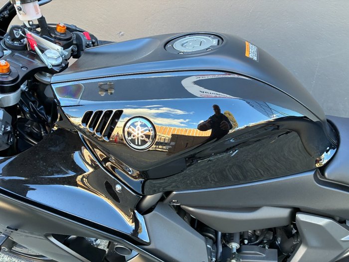 2025 Yamaha YZF-R7LA BLACK