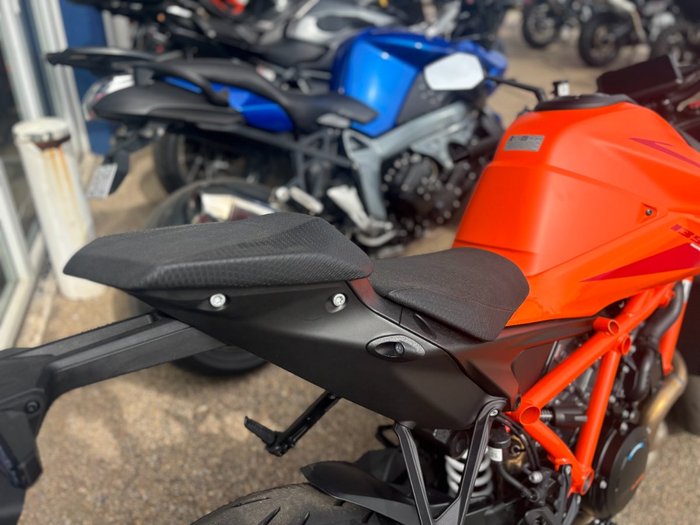 2025 Ktm 1390 SUPER DUKE R Orange