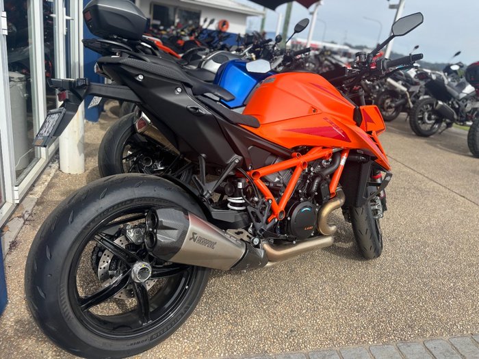 2025 Ktm 1390 SUPER DUKE R Orange