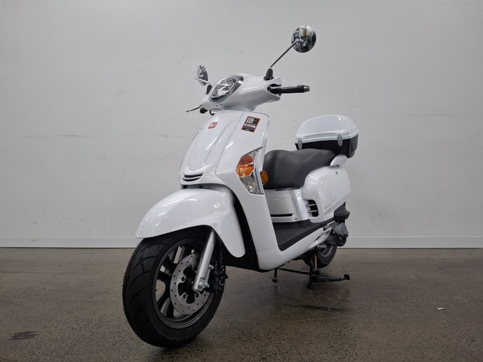 2026 Kymco 2026 Kymco 125CC LIKE 125 SCOOTER White