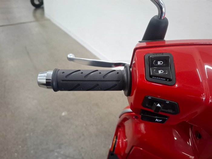 2026 Kymco 2026 Kymco 125CC LIKE 125 SCOOTER Red