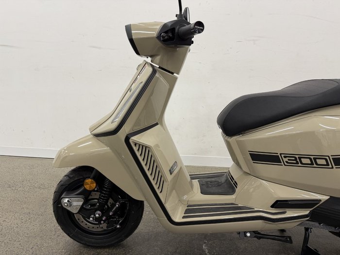 2024 Lambretta 2024 Lambretta 300CC X300 SR White