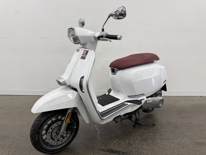 2025 Lambretta 2025 Lambretta 200CC V200 Special Flex Dual Channel ABS White