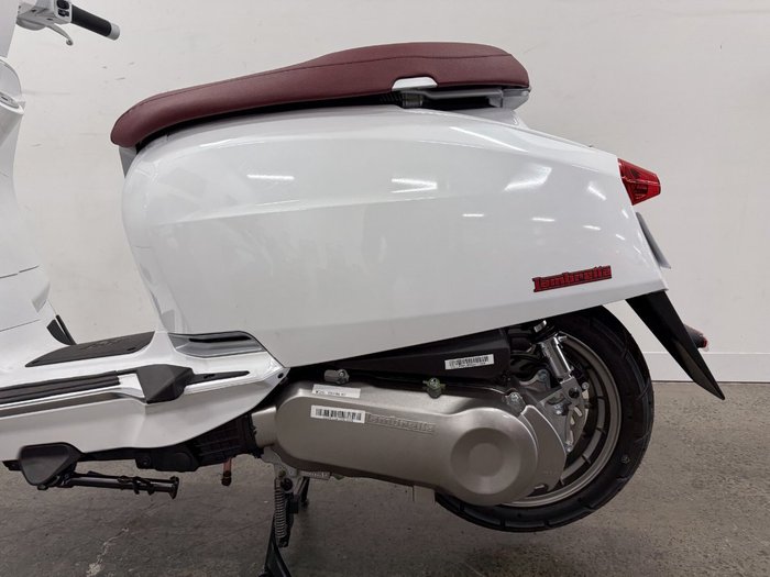 2025 Lambretta 2025 Lambretta 200CC V200 Special Flex Dual Channel ABS White