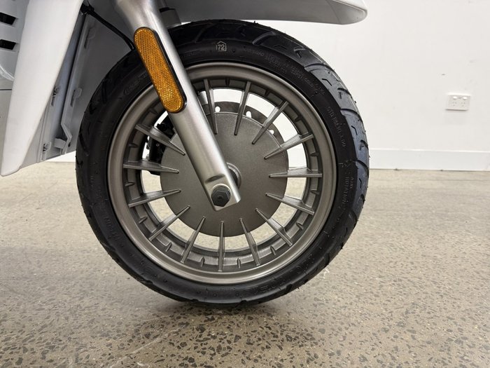 2025 Lambretta 2025 Lambretta 200CC V200 Special Flex Dual Channel ABS White