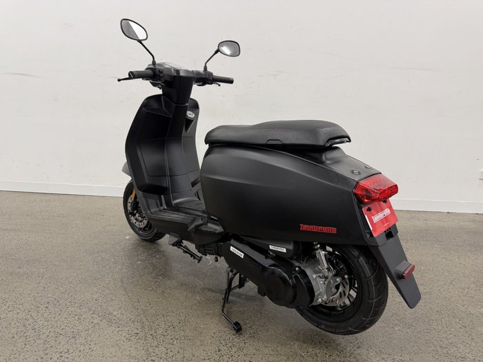 2025 Lambretta 2025 Lambretta 200CC V200 Special Flex Dual Channel ABS Black