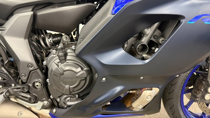 2021 Yamaha YZF-R7LA Blue
