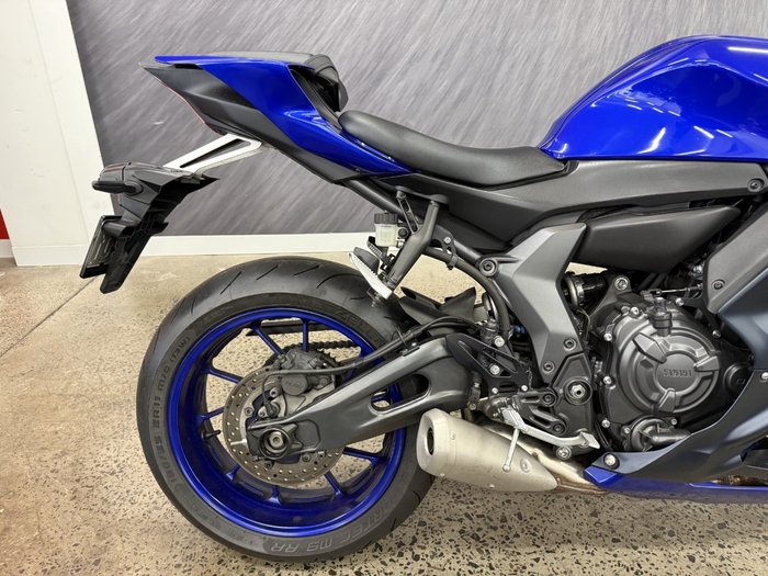 2021 Yamaha YZF-R7LA