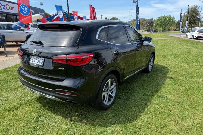 2021 MG HS ESSENCE ANFIELD EDITION