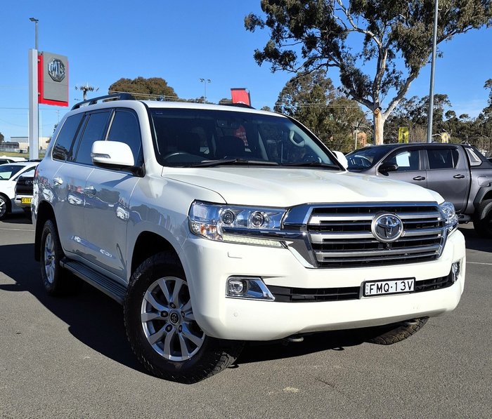 2020 Toyota Landcruiser