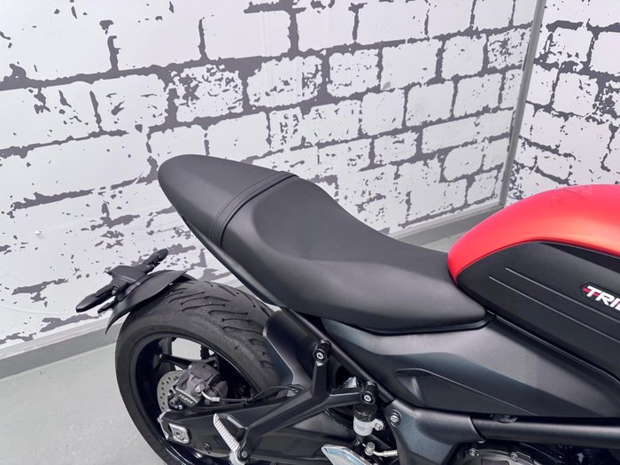 2023 Triumph Trident 660 Trident Orange