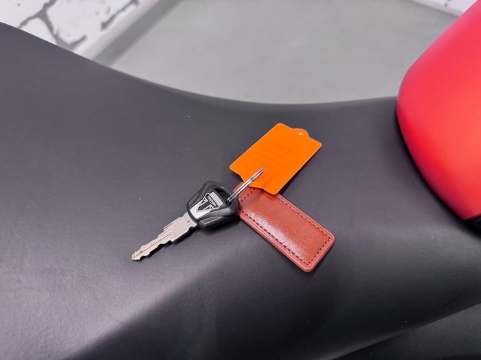 2023 Triumph Trident 660 Trident Orange